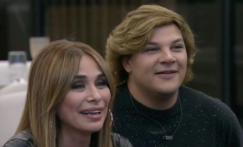 La imagen tiene un atributo ALT vacío; su nombre de archivo es gata-emma-1024x620.jpeg.webp