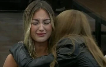 Filoso consejo de Darío a Flor al verla llorar por lo que le hace Furia en Gran Hermano: "Clavale una..."