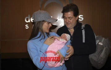 ¡Exclusivo! Las fotos de Agustina Casanova con su hija recién nacida tras recibir el alta de la clínica