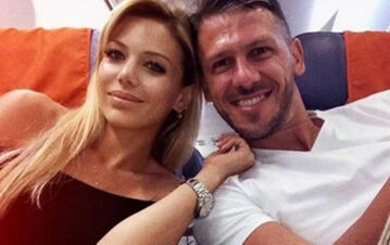 Demichelis de vacaciones por Marbella: las fotos del lujoso barrio a donde viven con Evangelina Anderson