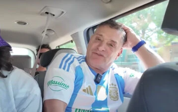 Video: El Turco García tiró un petardo dentro de una camioneta y la prendió fuego en Estados Unidos