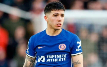 Así recibieron a Enzo Fernández sus compañeros de Chelsea tras la decisión final que tomó el club