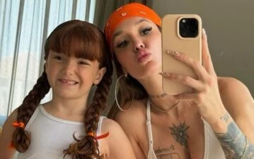 ¡Dale play! La Joaqui y su hija Shaina se cambiaron el look y quedaron igualitas