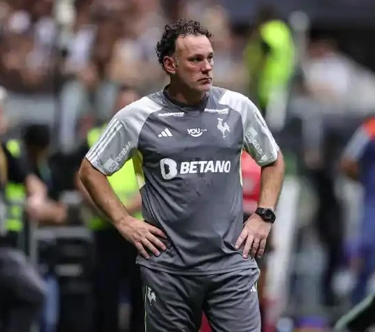 DIEGO MILITO ES EL ACTUAL ENTRENADOR DEL ATLETICO MINEIRO DE BRASIL. SEGUN RIAL, HAY QUE ANOTARLO COMO UN POSIBLE SUCESOR DE MARTIN DEMICHELIS EN RIVER.