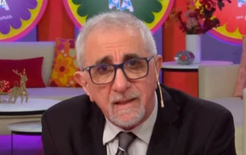 Quién es el nuevo panelista super fachero que se suma al programa de Carmen Barbieri