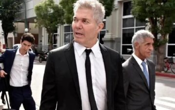 Por qué Fernando Burlando se peleó con el hermano de Loan