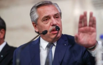 Aseguran que Alberto Fernández dejó a una novia sin avisarle por Fabiola Yáñez