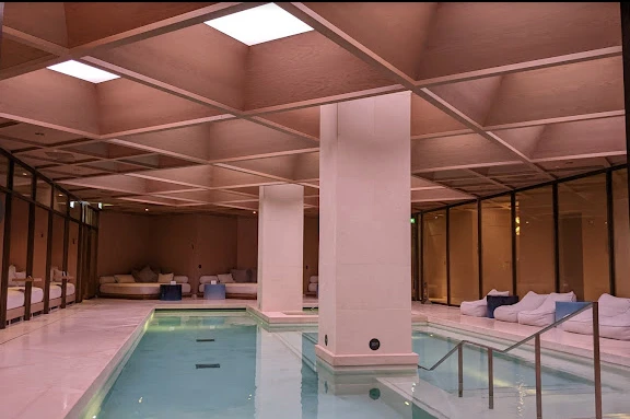 LA PILETA DE NATACION. ¿QUE MAS SE PUEDE PEDIR?