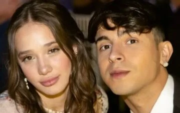 ¡Qué se hicieron! Angela Torre y Rusherking se animaron a un jugado cambio de look en su viaje a Japón