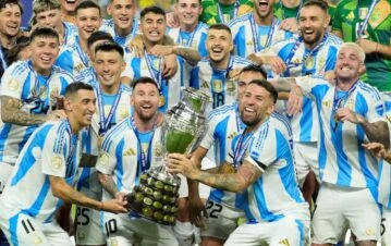 Quién es la famosa actriz que tuvo un encuentro con dos jugadores de Argentina: "Estuvo con…"