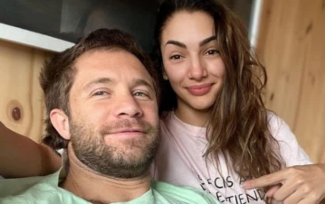 Thelma Fardín armó un escándalo en un boliche al ver a Tacho Riera, su novio, en una polémica escena