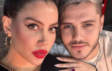 ¿A dos puntas? Wanda Nara subió una foto con Icardi en la cama tras la prueba del romance con L-Gante