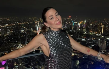 Jimena Barón viajó a Tailandia para reemplazar a Wanda Nara y se volvió furor con sus insólitas publicaciones