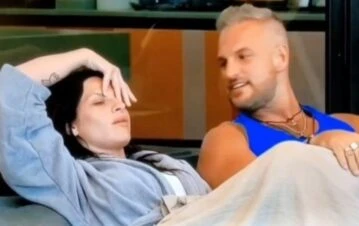 Claudio se le declaró a Chiara en Gran Hermano y ella quedó preocupada: “¡Voy a quedar como una...!”