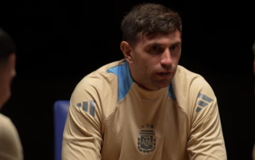 El Dibu Martínez reveló cuándo se retirará e hizo una promesa que enloqueció a los hinchas argentinos