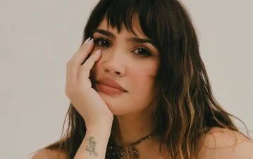 La foto de Celeste Cid internada desde la clínica tras preocupar a todos por su salud