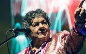 El drama de Cacho Deicas, mítico cantante de Los Palmeras: sufrió un ACV y está internado en Santa Fe