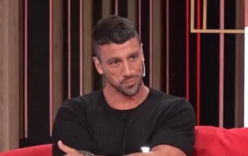 Quién es la angelita que toqueteó a Nano de Gran Hermano en vivo en LAM