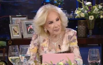 Quién es el famoso actor que le confesó a Mirtha Legrand que está soltero después de 30 años en pareja