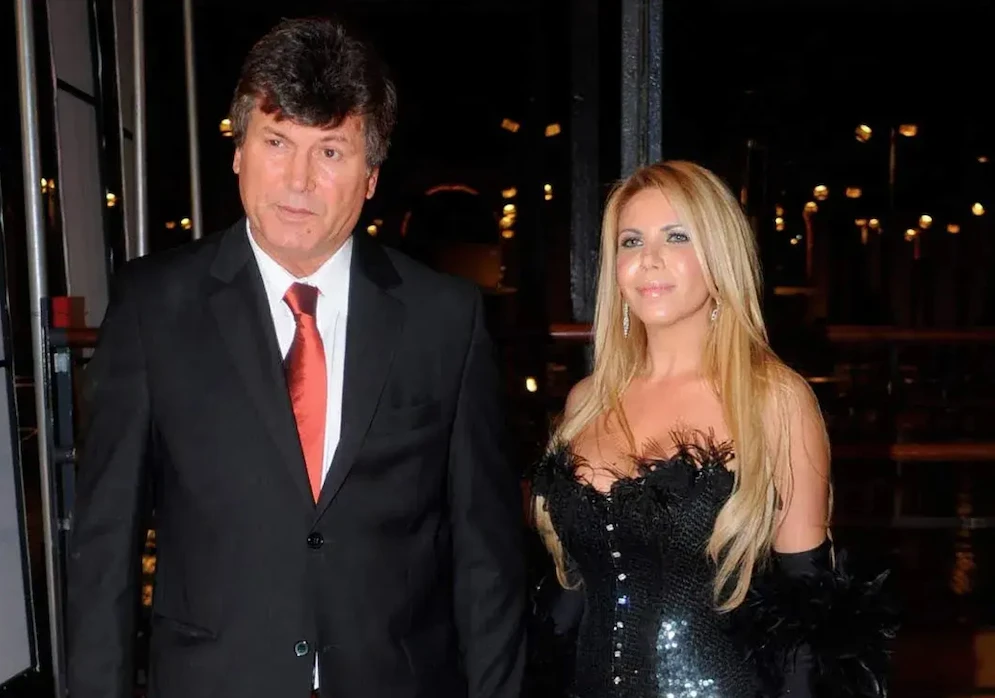 SEGUN ANGEL DE BRITO, CECILIA MILONE LLAMO A CARINA GALUCCI PARA CONTARLE QUE ERA LA AMANTE DE CARLIN CALVO, PERO CUANDO ELLA LE DIJO QUE ESTABAN SEPARADOS DEJO AL GALAN.