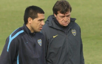 Julio Falcioni reveló toda la verdad de su histórica pelea con Juan Román Riquelme: “Sin él ganamos”