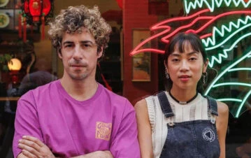 Esteban Lamothe se mostró sin ropa y su novia, la China de Envidiosa, le mandó un mensaje tremendo