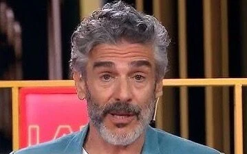 A los 54, Leo Sabaraglia tiene una novia de 28: qué pasó durante la presentación familiar