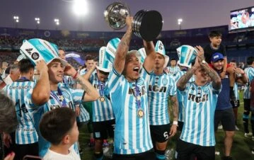 Escándalo en Racing: el delantero que acusa a la dirigencia de mentir feo con su pase