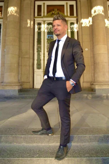 SEGUN MORE RIAL, EL ABOGADO ALEJANDRO CIPOLLA FUE UNO DE LOS AMANTES DE WANDA NARA. ¡EL ERA EL BOGA DE L-GANTE!