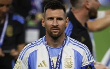 Con qué compañero se peleó Lionel Messi y armó un escándalo en el vestuario: "Estaba molesto y..."