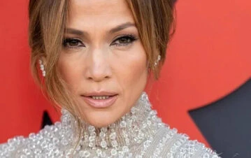 Jennifer Lopez sufrió un accidente en su rostro y debió recibir puntos de sutura: las fotos