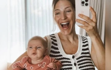 Macarena Rinaldi le escribió una canción a su hija e hizo morir de amor a todo mundo: el video