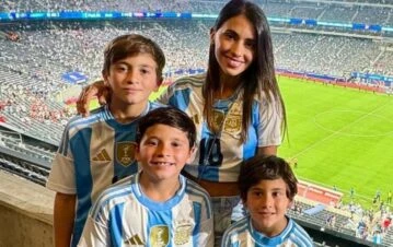 Antonela Roccuzzo se emocionó al mostrar el tierno regalo que le hicieron sus hijos