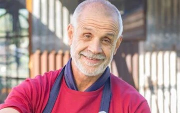 Christian Petersen reveló cómo se hace la milanesa perfecta: qué carne usar, cómo rebozarla y cuánta cocción darle