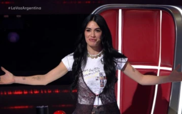 Dos participantes de La Voz Argentina "exorcisaron" a Lali Espósito: "Atiendo al demonio en cada show"