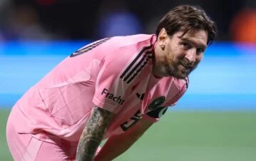 Lionel Messi define su futuro y tiene el contrato sobre la mesa para firmar: en que club jugará la Pulga