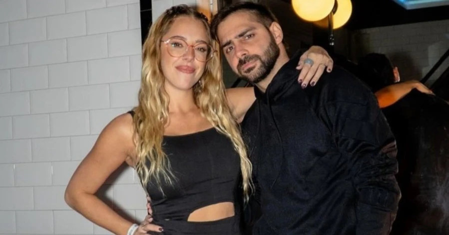 Grego Rosello recordó cómo fue su primer beso con Nati Jota: "Estábamos en la cama y nos…"