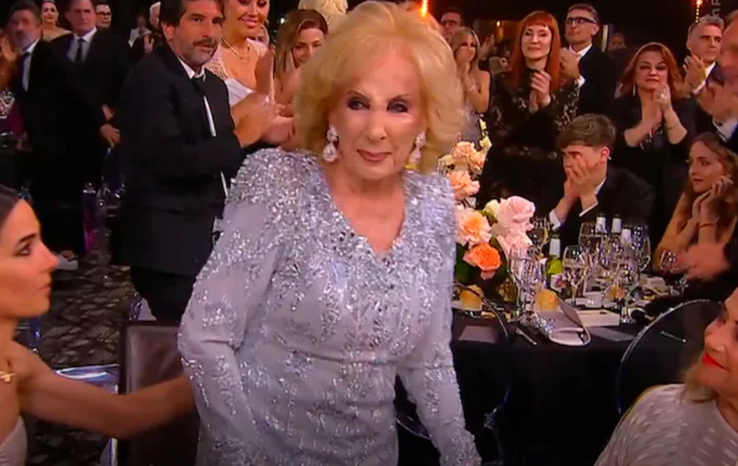 El emotivo momento de Mirtha Legrand en los Martín Fierro: llantos, homenaje y un pedido especial