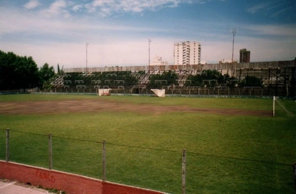 LA TRIBUNA VISITANTE CUANDO SE DEJO DE USAR