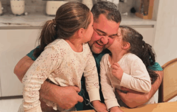 Así celebró Darío Barassi sus 42 años junto a su esposa e hijas: las fotos