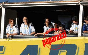 ¡Exclusivo! Las fotos de Dua Lipa en la Bombonera viendo el Superclásico entre Boca y River
