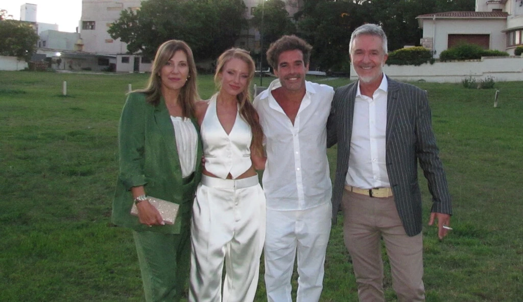 CABRE Y ROCIO COMPARTIERON SU ALEGRIA CON SUS FAMILIAS