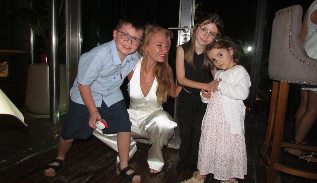 A ROCIO SE LE NOTA BUENA ONDA CON LOS CHICOS. ¿SERA EL INSTINTO MATERNAL? ¿SERA QUE EN BREVE HABRA NOTICIAS?