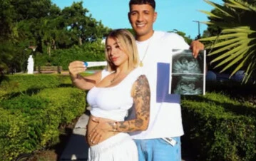 La influencer que vive un drama de infidelidad estando embarazada