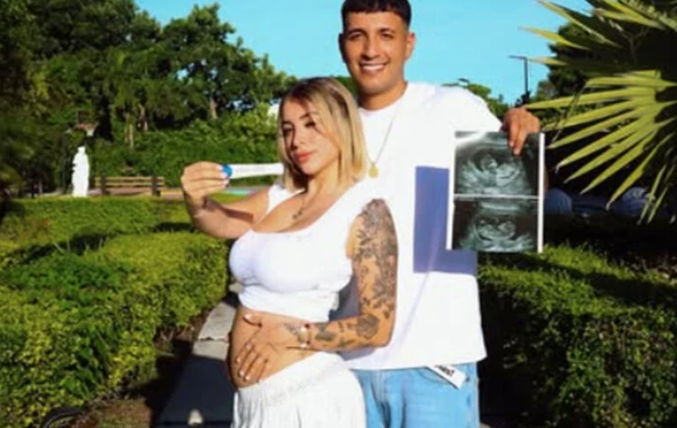 La influencer que vive un drama de infidelidad estando embarazada