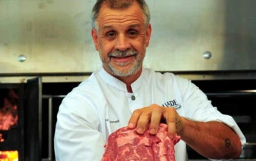 el chef Christian Petersen lucha por su vida