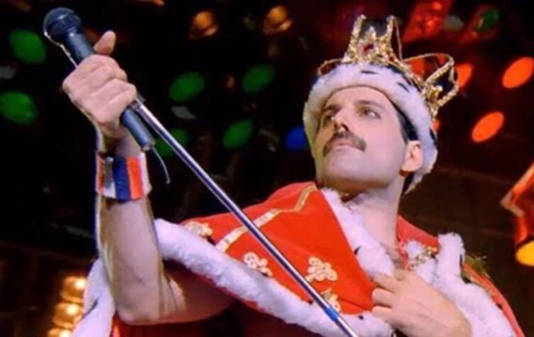 FREDDIE MERCURY