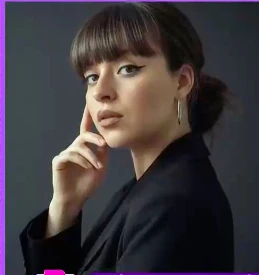 CANDELARIA MIRO A ROLY Y LO ENAMORO PROFUNDAMENTE.