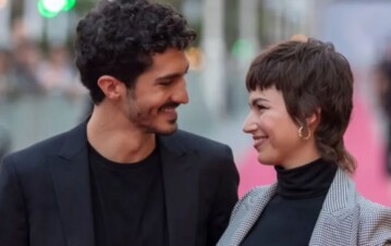 ¡Se terminó el secreto! Úrsula Corberó mostró por primera vez la carita de su bebé con Chino Darín: la tierna foto