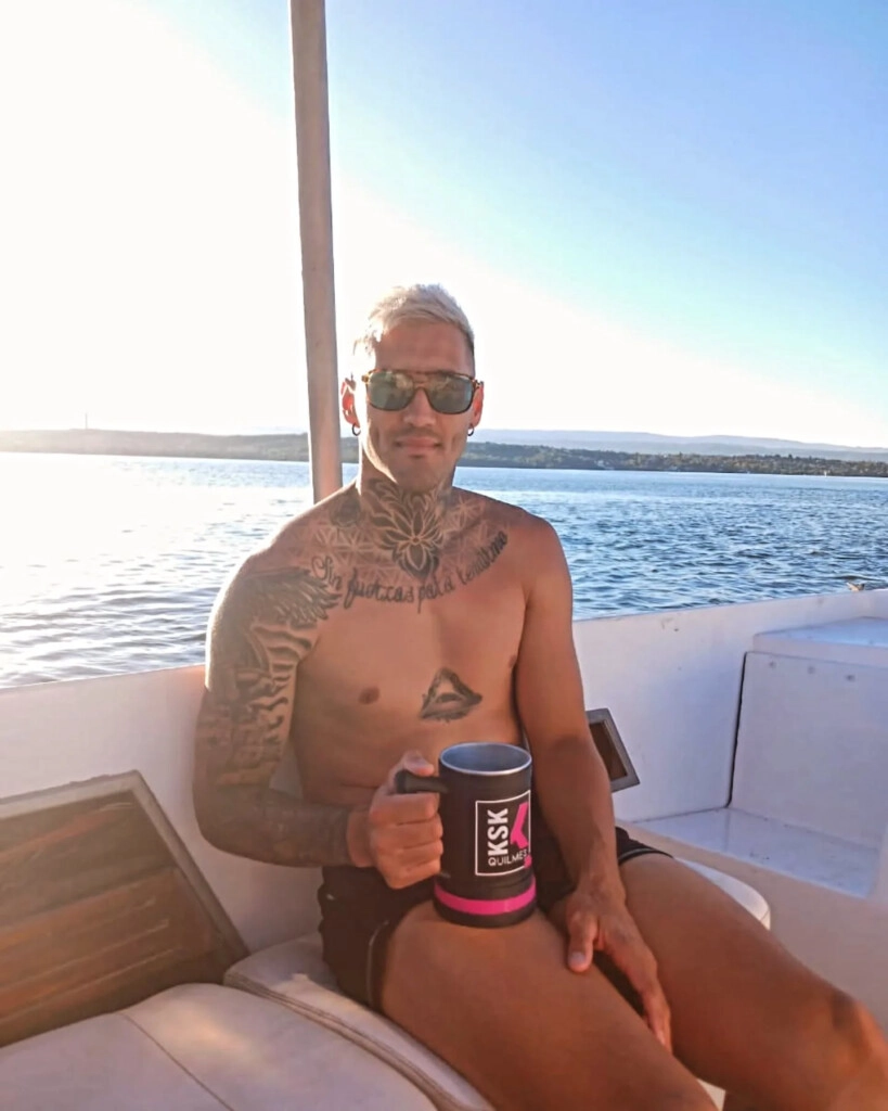 TODO ESO, DICEN, SE ESTA COMIENDO FURIA. Y BUE...